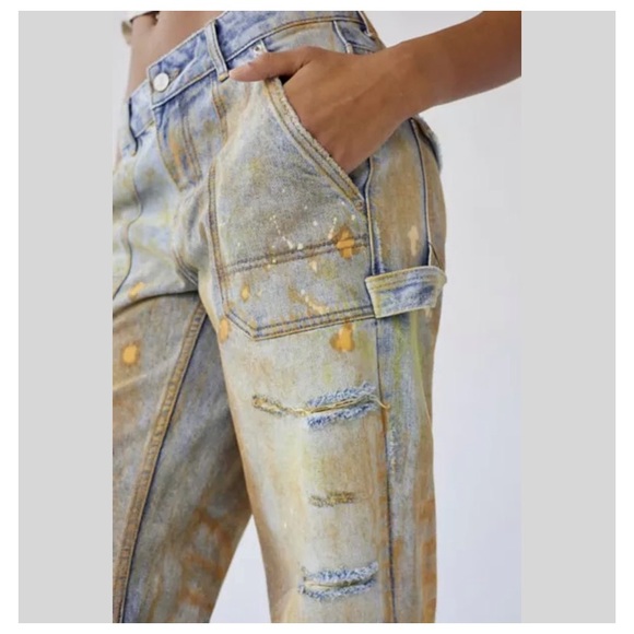 BNWT - Urban Outfitters BDG Mid-Rise Cowboy Jean - Dyed Distressed Sz 2 - Picture 4 of 4